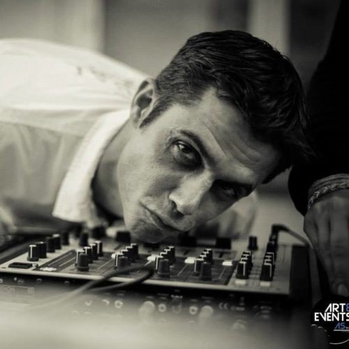 DJ JOSS