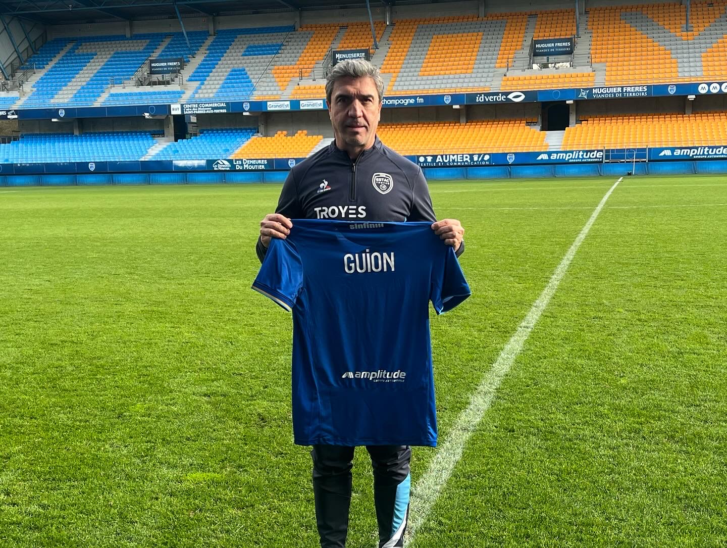 David Guion est le nouveau coach de l'ESTAC Radio LATITUDE